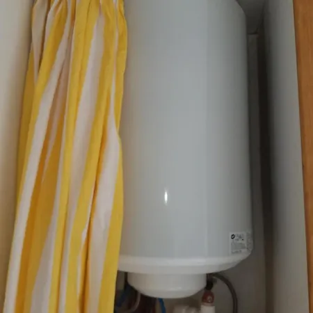 Petit Logement Dans Un Ecrin De Verdure Apartmán *